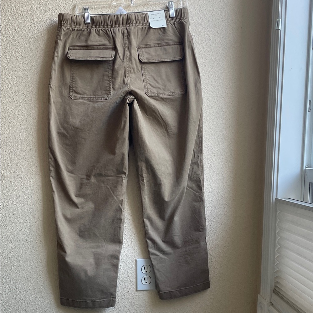 Banana Republic Tapered Ankle Chino NWT, medium, women